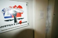 Dirigente da Aspra, que representa PMs grevistas, é preso na Bahia